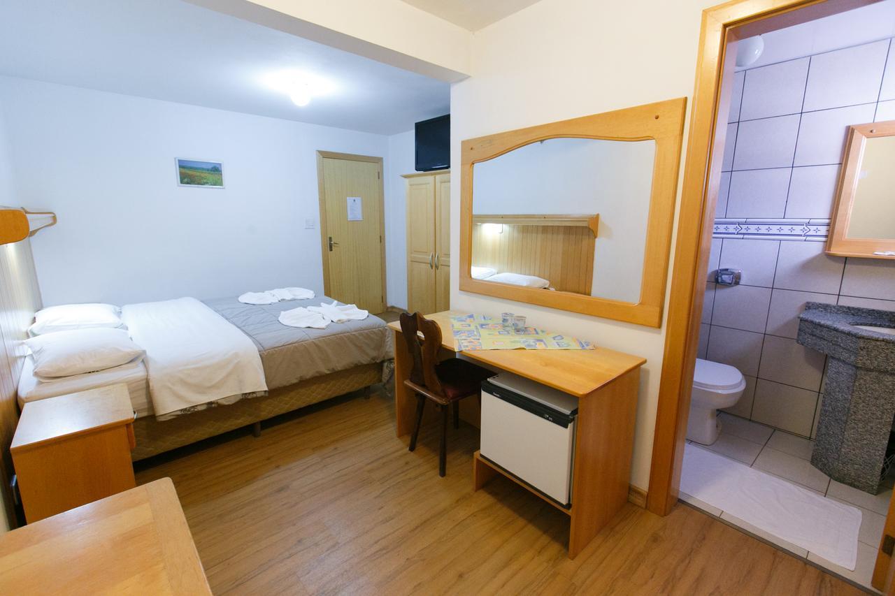 Hotel 13 Linden Treze Tílias Εξωτερικό φωτογραφία