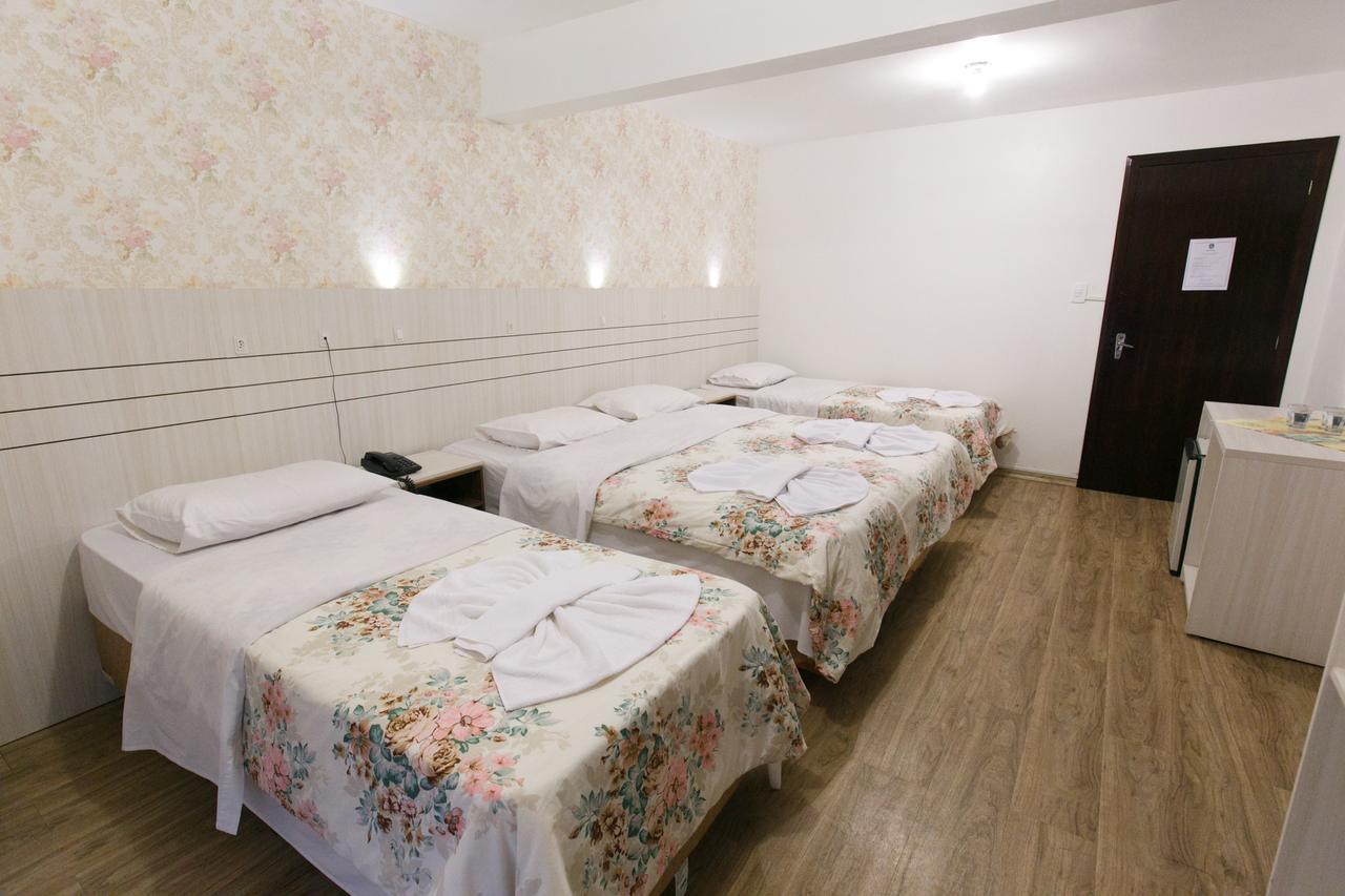 Hotel 13 Linden Treze Tílias Εξωτερικό φωτογραφία
